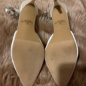 saten wedding heels with rhinestones